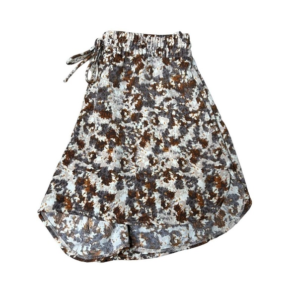 H&M Brown Cream Boho Printed Neutral Dressy Short with Elastic Band Size 8 - Picture 4 of 13